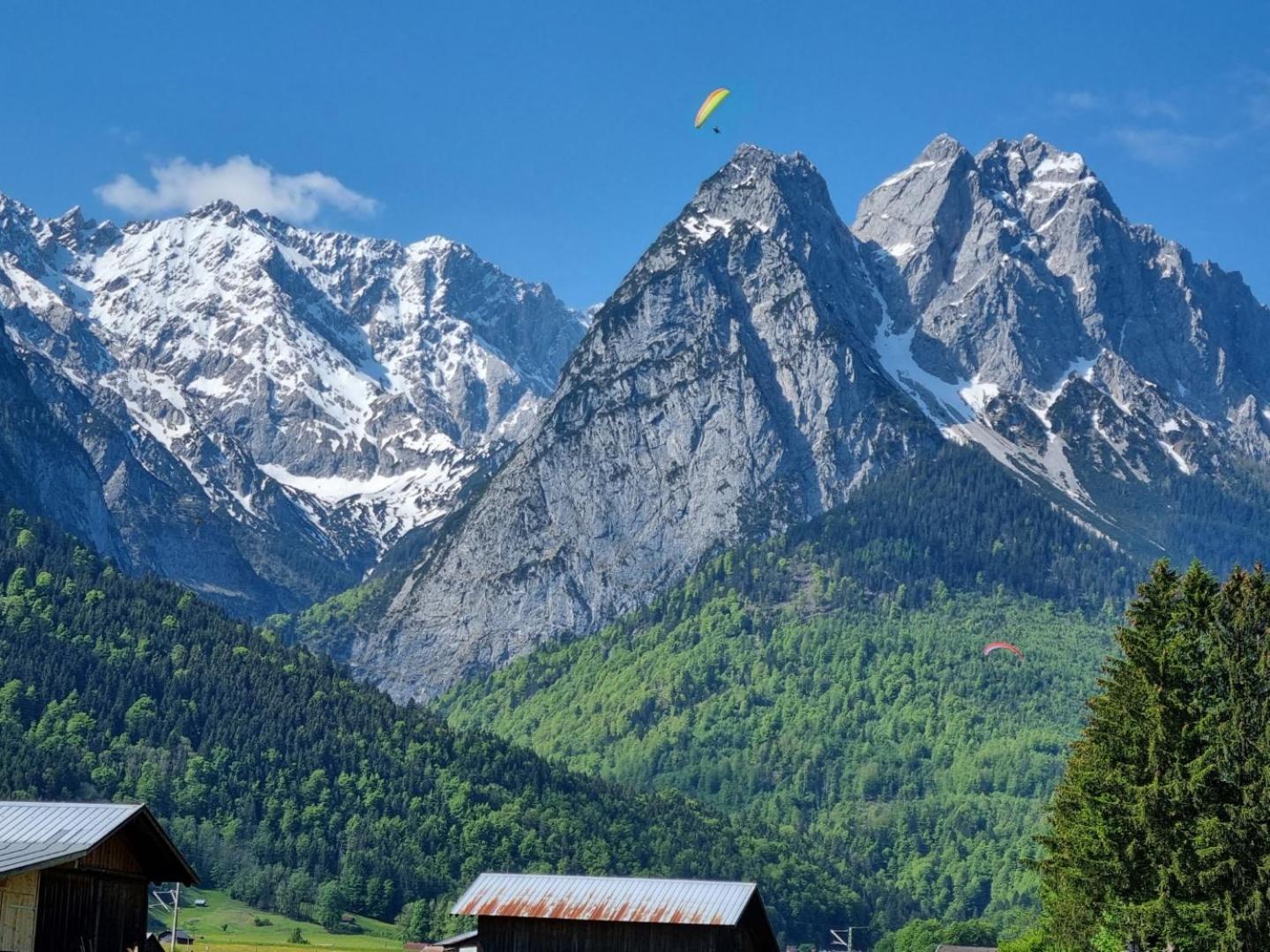 Haus Kreuzeckwiese - Fewo Juebilaumsgrat Garmisch-Partenkirchen Luaran gambar