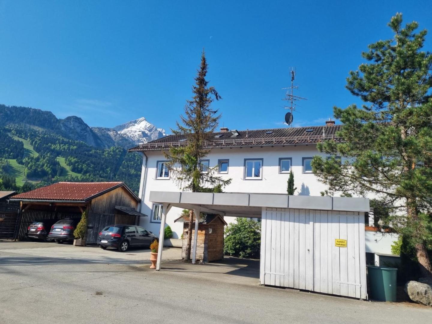Haus Kreuzeckwiese - Fewo Juebilaumsgrat Garmisch-Partenkirchen Luaran gambar